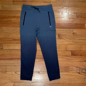 Gap Fit kids blue ombré sweatpants, size M(8)